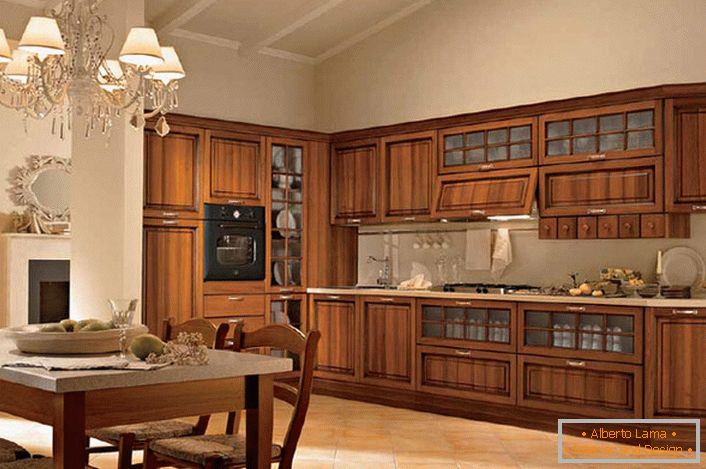 The kitchenette for the kitchen in the Liberty style is made of natural wood, which is one of the basic requirements of the stylistic concept. 
