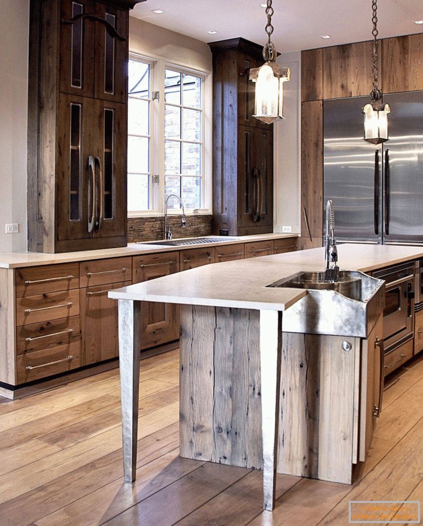 Built-in appliances and rustic style - are compatible!