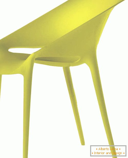 Elegant chair from Philippe Starck and Eugeni Quitllet