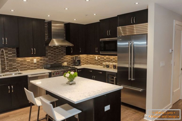 black-color-custom-interior-design simple-large-custom-design countertop-backsplash-ideas_nice-backsplash-tile dark-kitchen-cabinets-granite-1