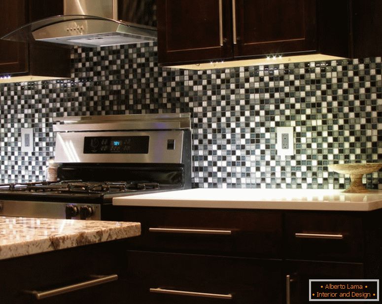 brown-backsplash-ideas-with-dark-cabinets