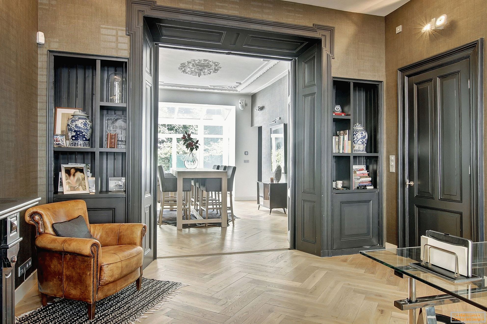 Gray doors in the living room-kitchen