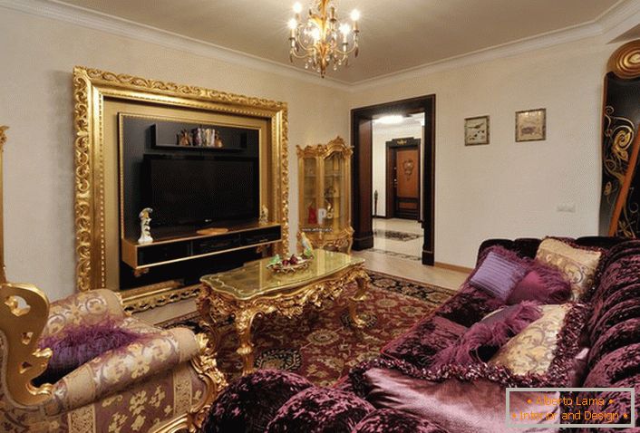 The guest room in the Baroque style with properly selected furniture.