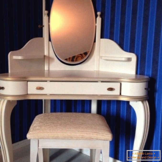 Dressing tables with a mirror for a bedroom photo 13