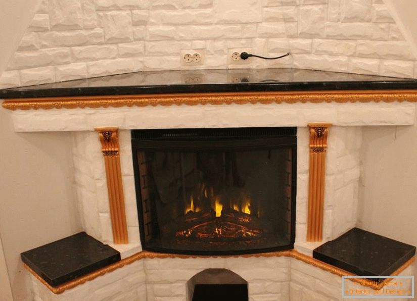 Corner fireplace with your own hands