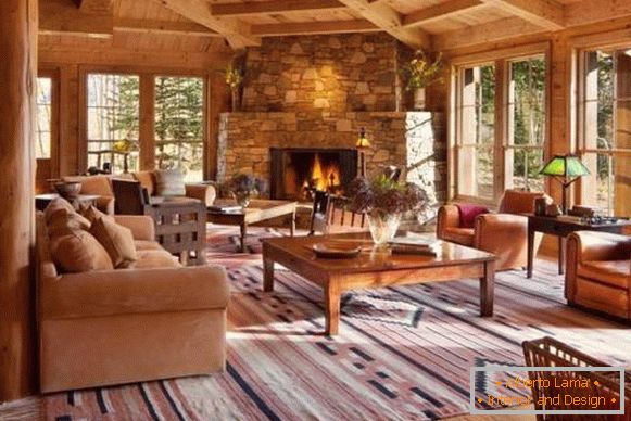 big-carpet-in-the-interior-is-wood