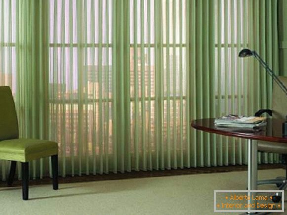 vertical blinds on windows in office, photo 17