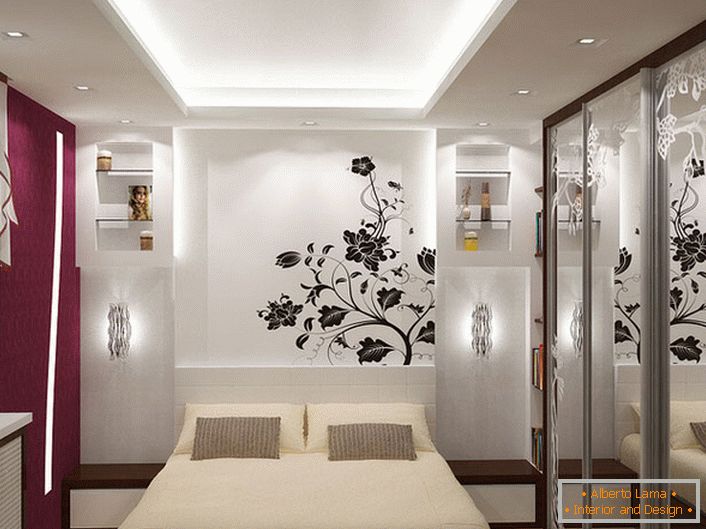 The bedroom is a small square in white with a stretch ceiling.