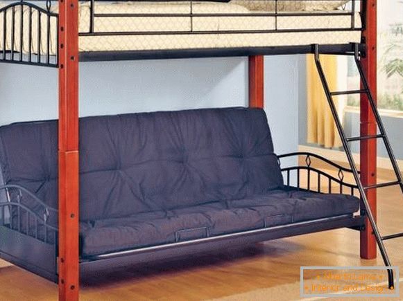 Bed of loft made of wood and metal