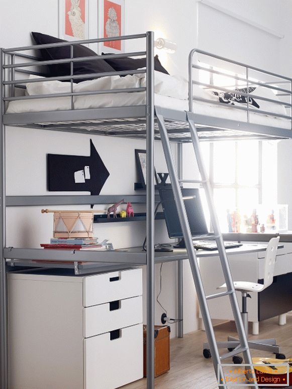 Bed Ikea loft Svarta с рабочей поверхностью