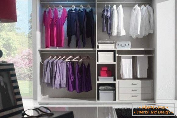 Filling the built-in closet compartment - the best ideas 2017