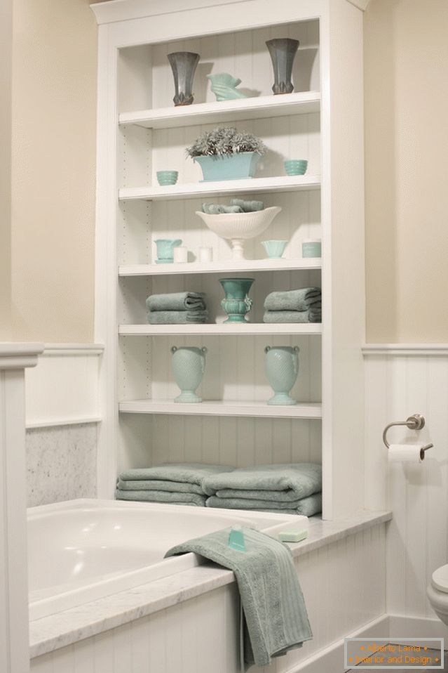 Shelving for bathroom accessories in the bathroom