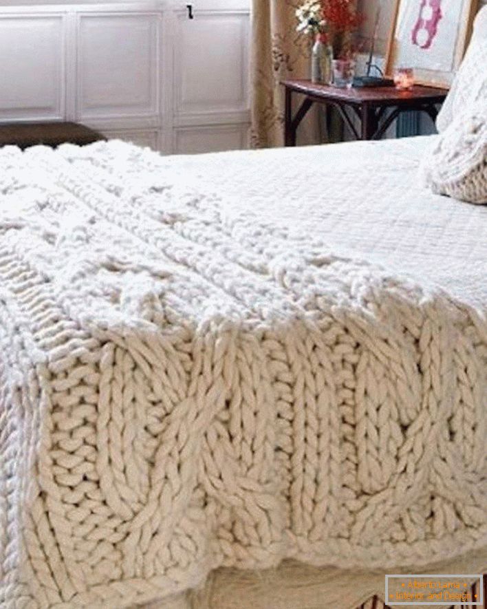 Bedspread with a large viscous for the bedroom