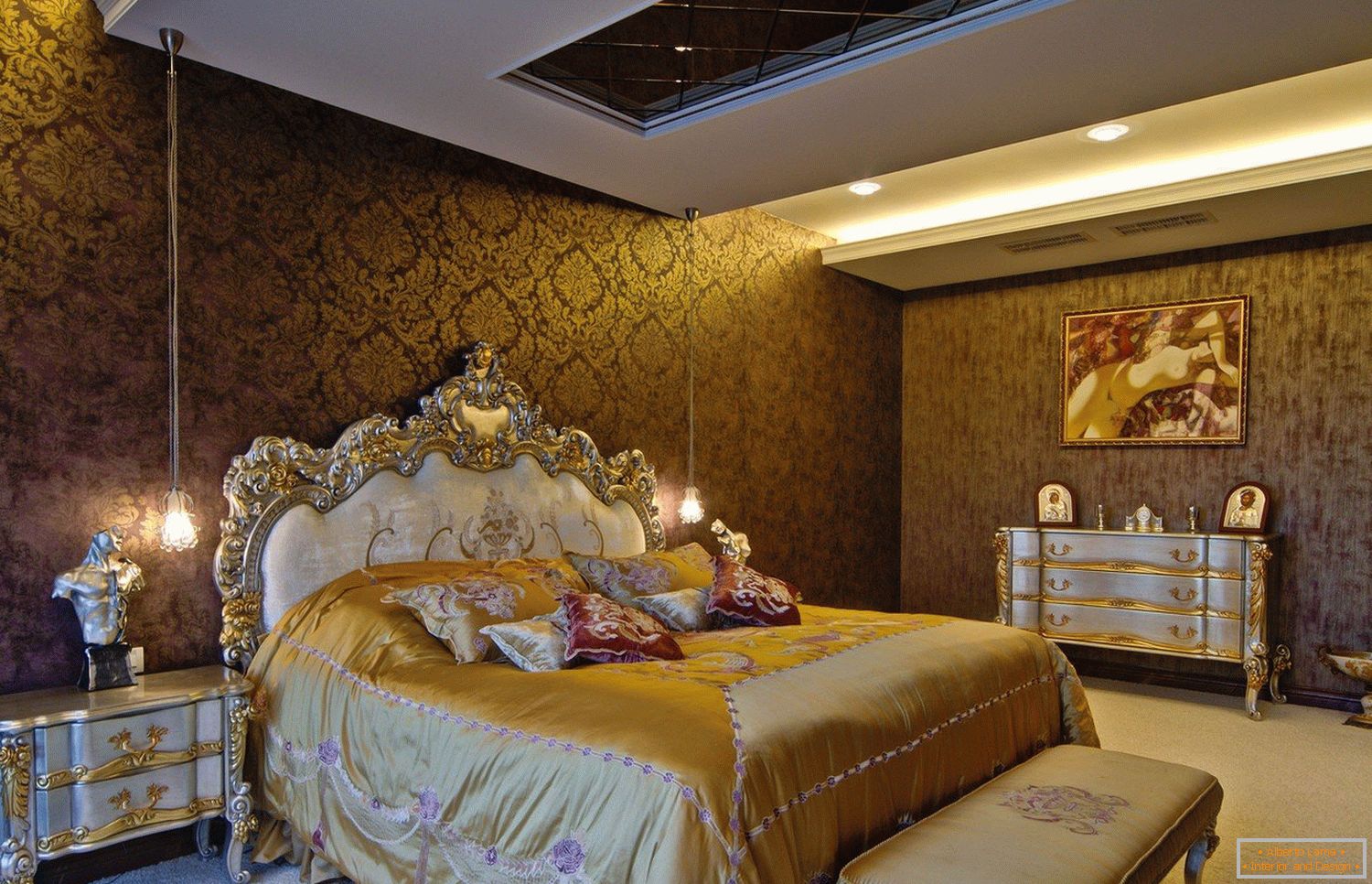 Golden Tones in Bedroom Design