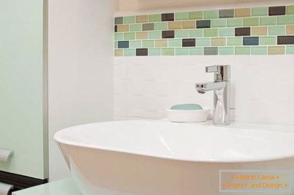 interior-bath-in-the-pastel-tones