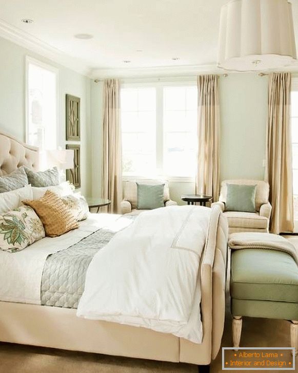 green-pastel-color-in-bedroom
