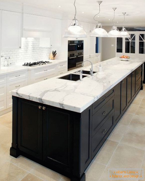 modern-and-traditional-disain kitchen