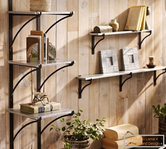 Decoration of shelves by large objects