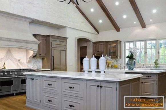 Kitchen design in celebrity houses