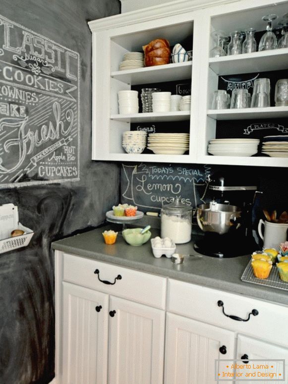 Walls with slate in the kitchen