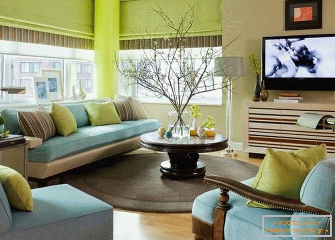 Green and blue in the living room