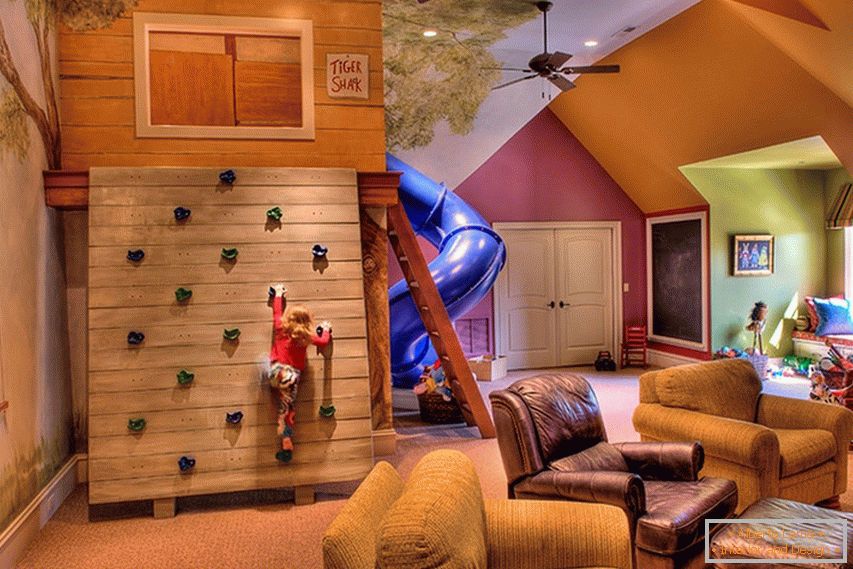 A tree house with adventures in the nursery