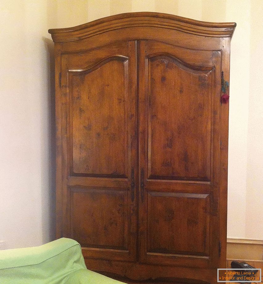 The Secret Door to the Chronicles of Narnia
