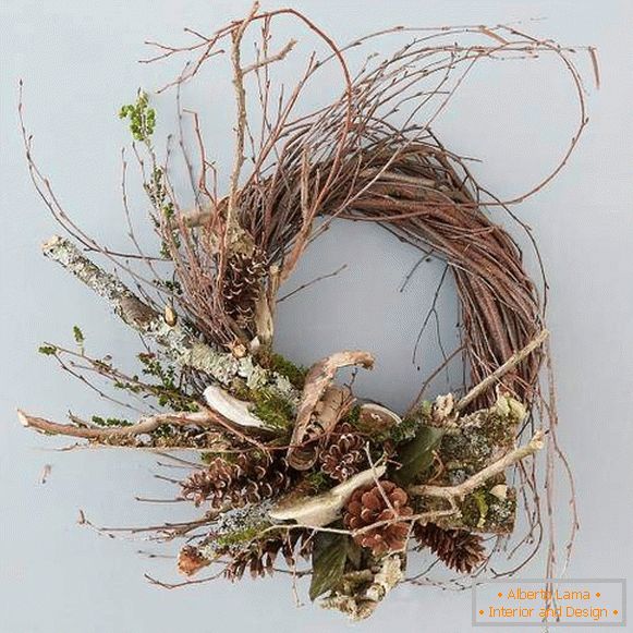 The idea of ​​how to make a wreath of autumn materials