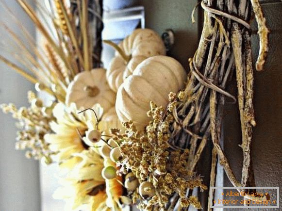 30+ photo of autumn wreaths with own hands