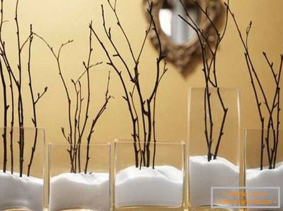 Table decor from twigs