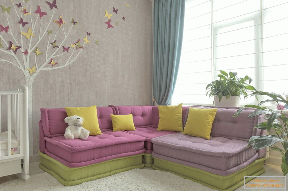 Beautiful design of a small children's room