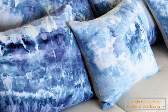 Beautiful pillowcases for cushions, made by own hands