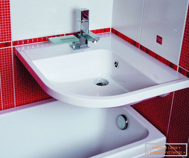 Red color in bath design