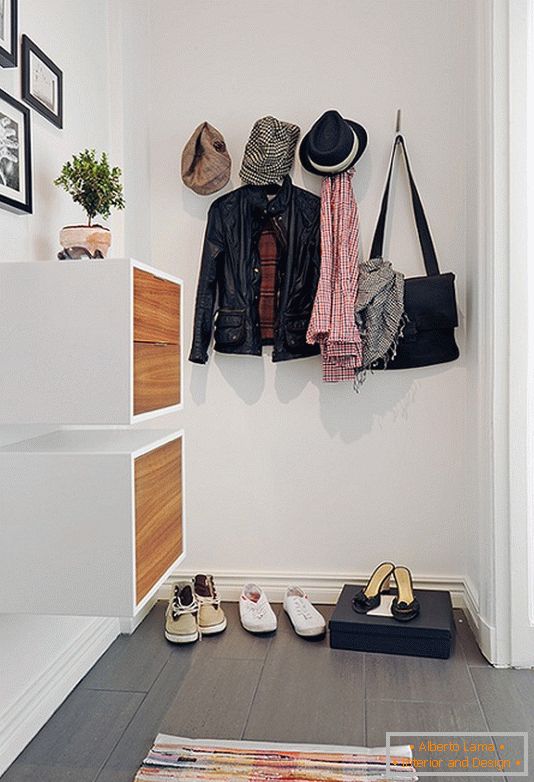 An entrance hall of a small apartment in Sweden