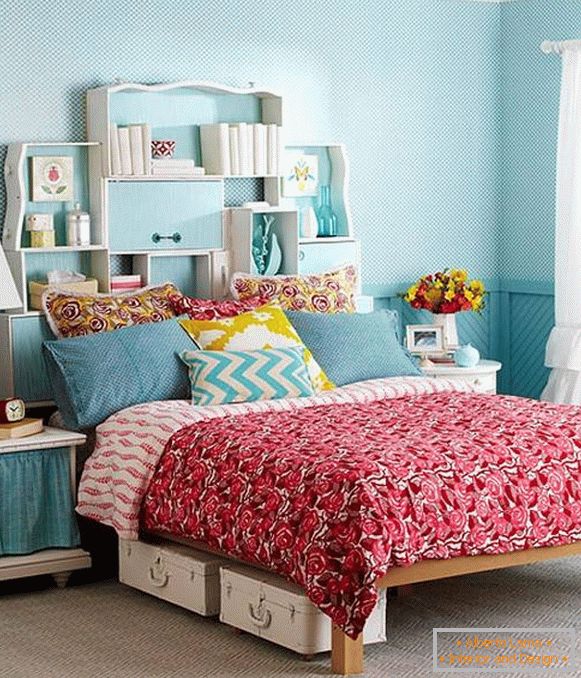 shelves-like-headboards-beds