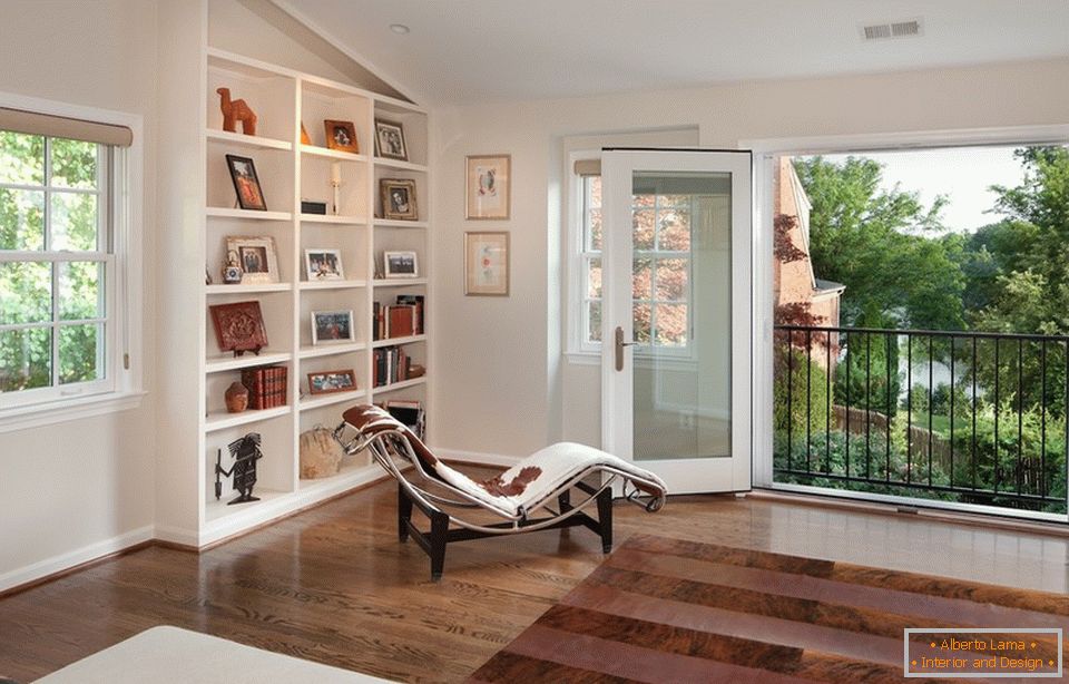 Bedroom with French balcony