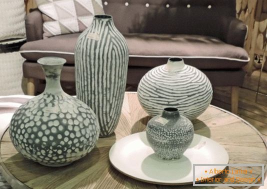Matte vases with a texture pattern
