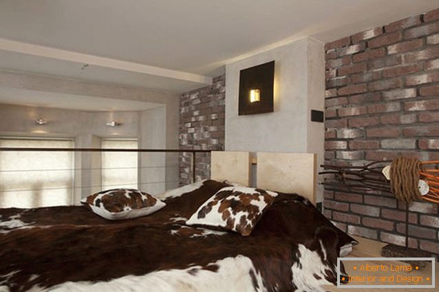 Example of interior design of a small bedroom in the photo