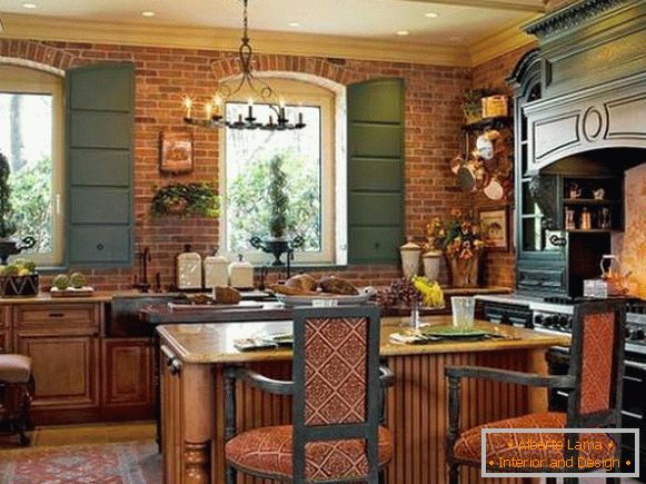 Beautiful Provence style kitchen