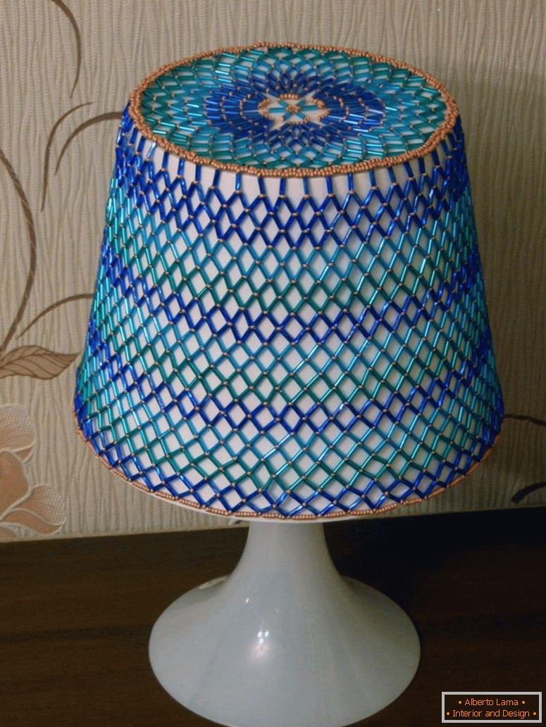 beads-info_58445_ lamp-dl-a-table-lamp_1327928910