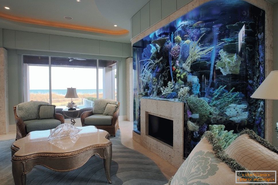 Aquarium with fireplace in the living room
