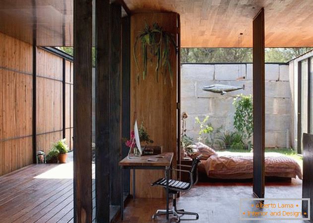 Inexpensive house of concrete blocks without partitions - photo 1