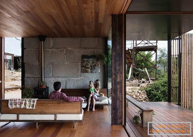 Inexpensive house of concrete blocks without partitions - photo 2