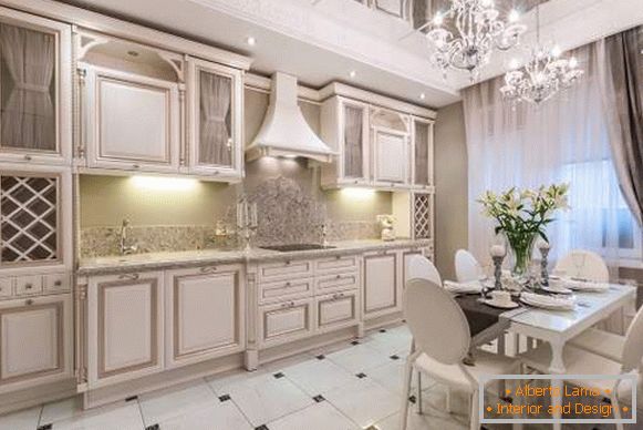 Kitchen white with gold patina - photo interior design