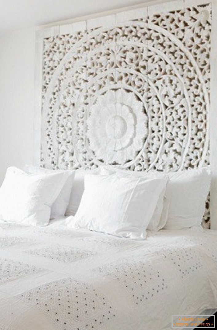 all-white-room-decorating-ideas