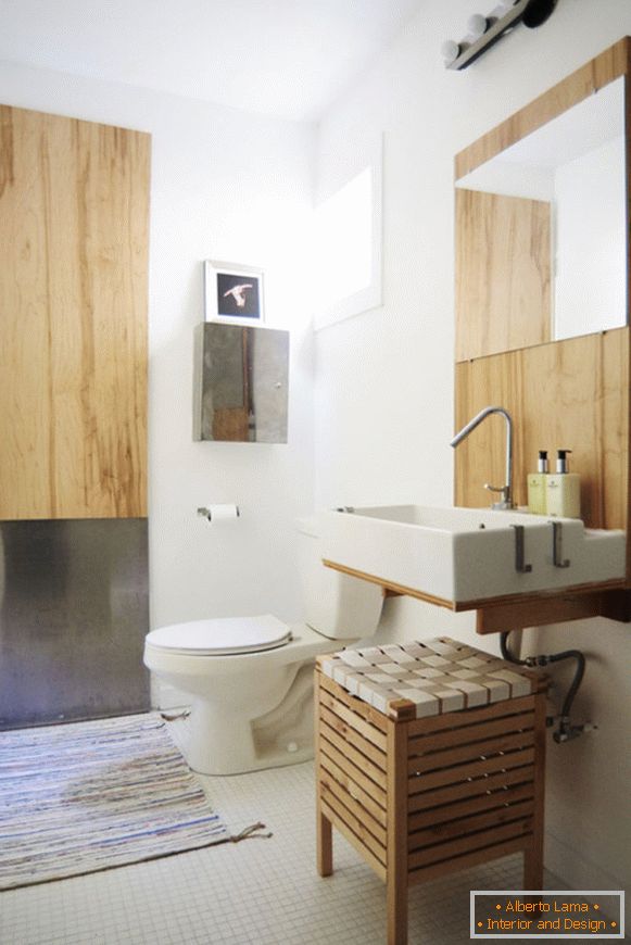 Bathroom in white color