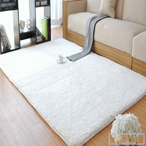 white carpet, photo 10