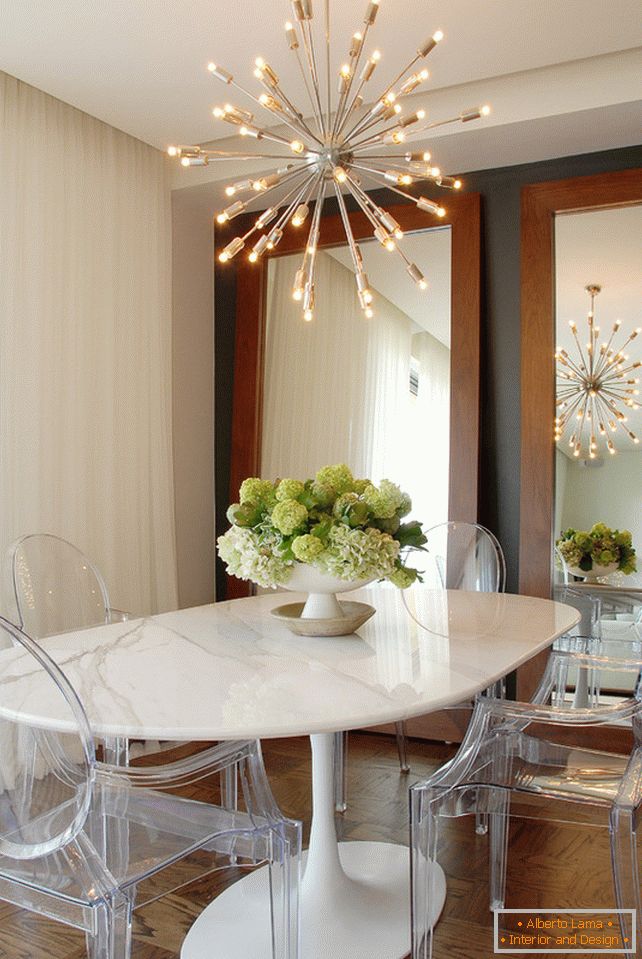 Large mirror in the dining room