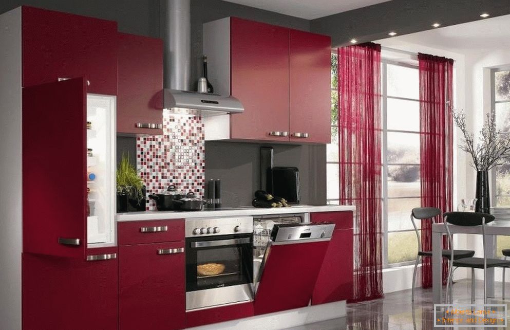 Kitchen set with burgundy facades