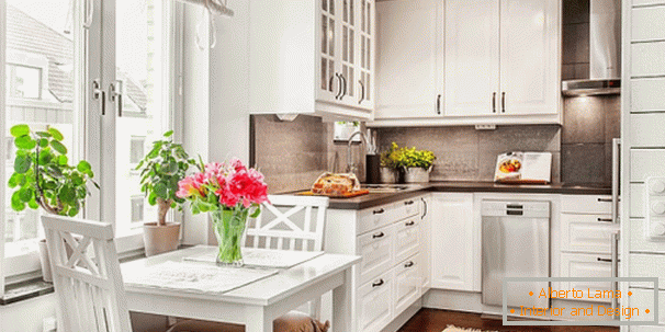 Kitchen with dining area